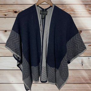 Adrienne Vittadini Cape One Size Blue/Gray